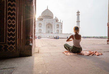 Taj Mahal Tour by Gatimaan Express Train